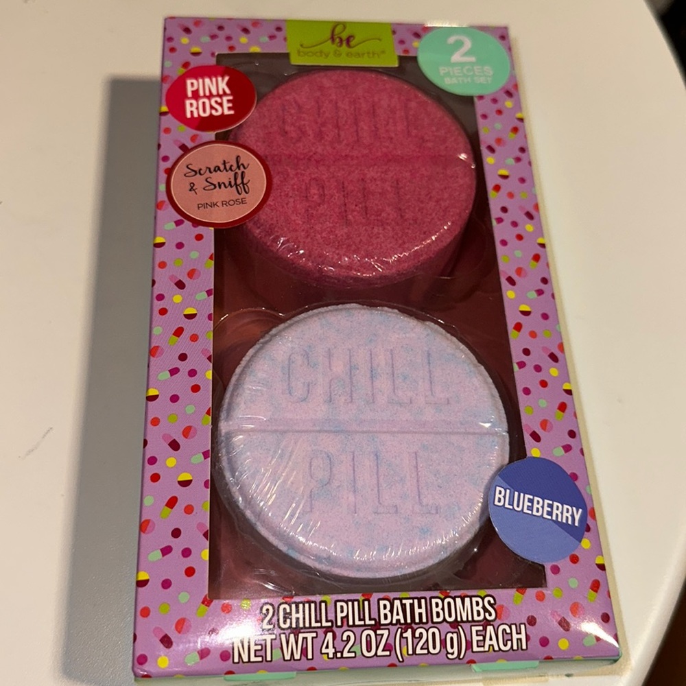 New 2 Chill Pill Bath Bombs 120grams each . (Pink rose & Blueberry )